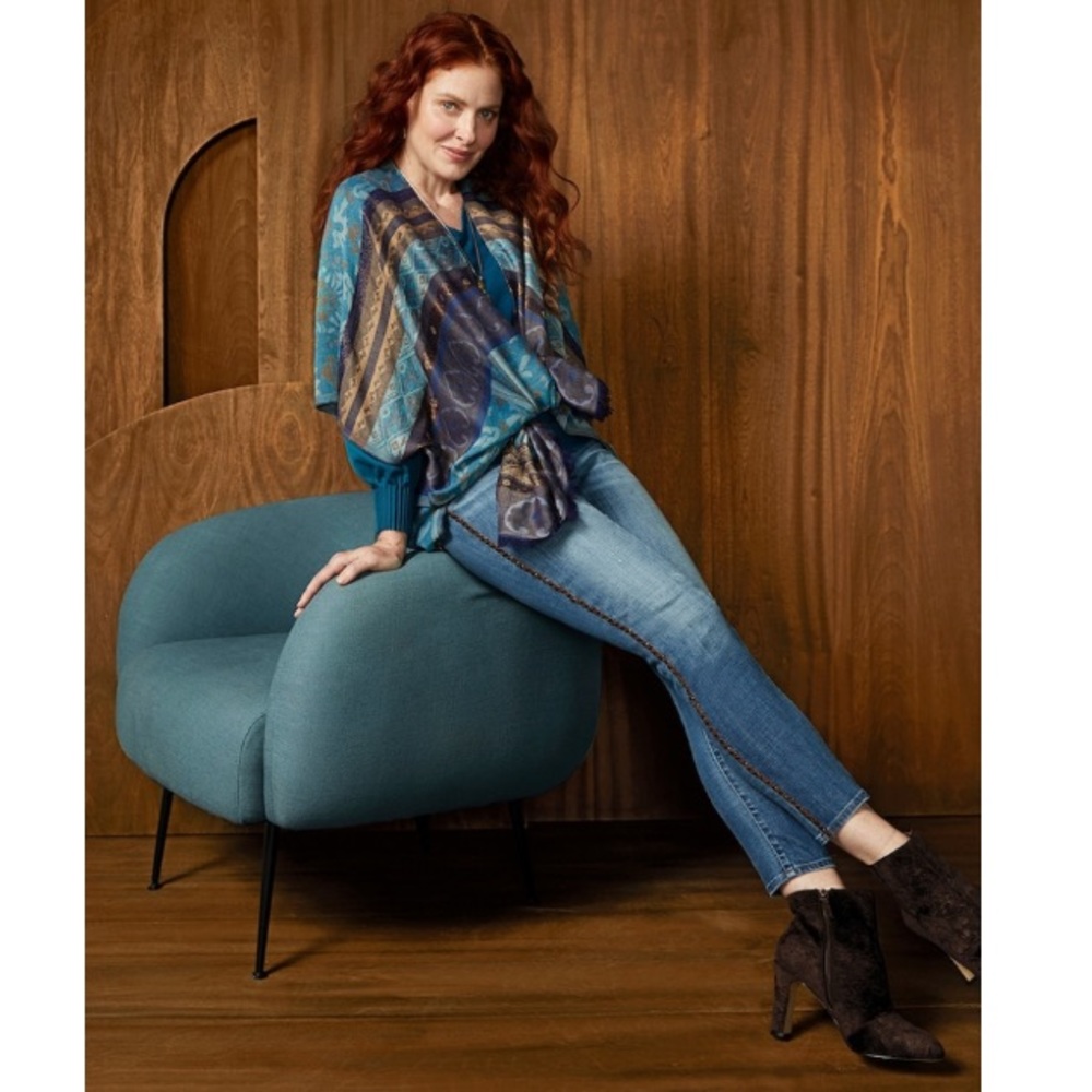 Chico’s Side-Stripe Girlfriend Ankle Jeans